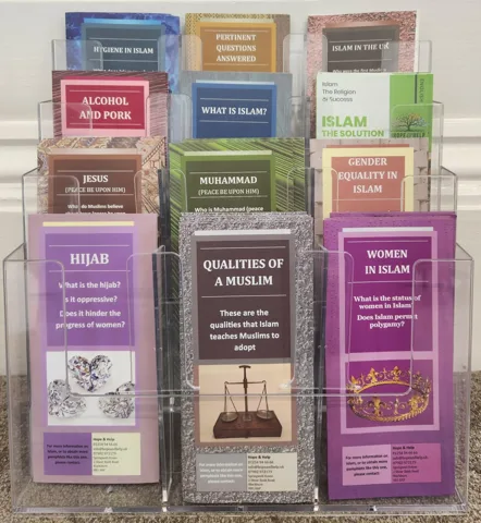 Da’wah leaflets and stand (Business Package) cover